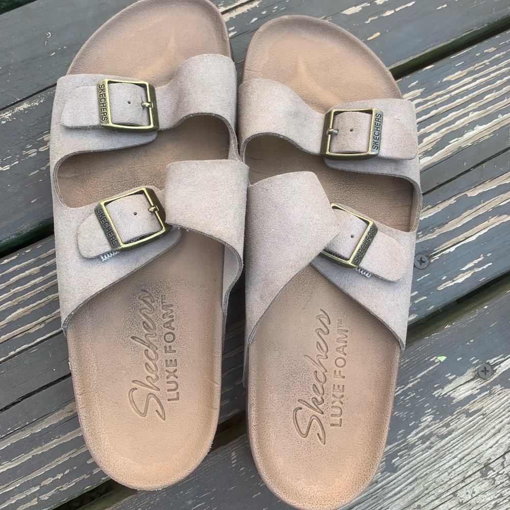 Skechers Luxefoam Sandals, size 9
